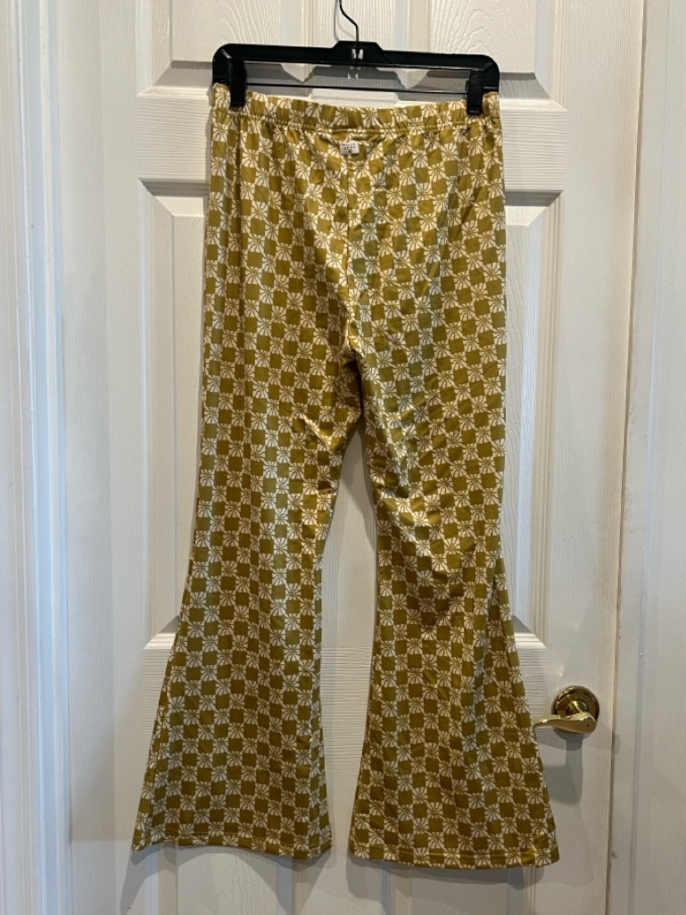 BILLABONG Retro Print Flare Leg Pull-on Pants - Picture 8 of 10